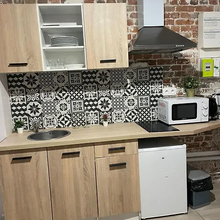Apartment A Modern Situated Just A Few Steps From The Canal Saint Martin